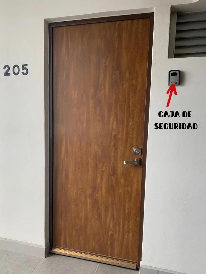 Departamento Nuevo Y Centrico Con Ambiente Familiar En Guadalajara Apartment Exterior photo